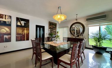 En Venta, Casa en la Col. México, 3 Rec, 4 Baños, Alberca, paneles solares