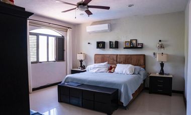 En Venta, Casa en la Col. México, 3 Rec, 4 Baños, Alberca, paneles solares