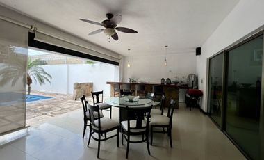 En Venta, Casa en la Col. México, 3 Rec, 4 Baños, Alberca, paneles solares