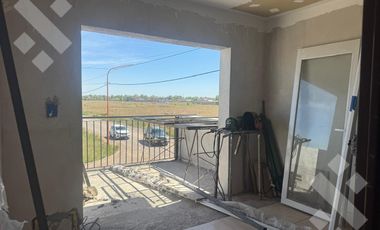 VENTA DÚPLEX (A ESTRENAR) DOS DORMITORIOS - FERNANDEZ ORO