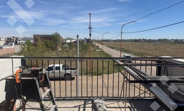 VENTA DÚPLEX (A ESTRENAR) DOS DORMITORIOS - FERNANDEZ ORO