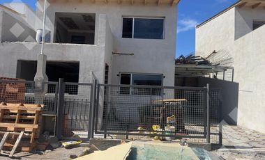 VENTA DÚPLEX (A ESTRENAR) DOS DORMITORIOS - FERNANDEZ ORO