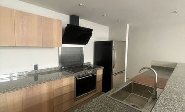 Excelente departamento en renta en Hegel