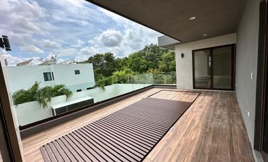 CASA EQUIPADA EN VENTA EN PRIVADA AL NORTE DE MÉRIDA, YUCATÁN