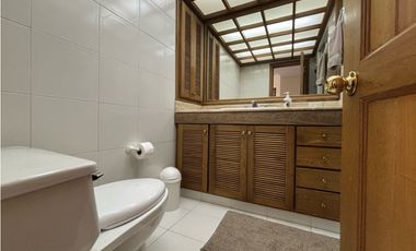 VENTA.APARTAMENTO 176m2   EXTERIOR  3H/3B/CBS/2G CHICO