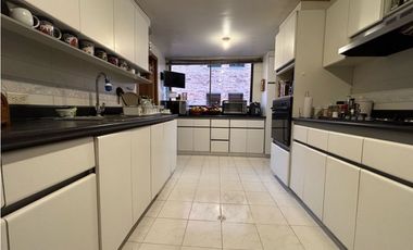 VENTA.APARTAMENTO 176m2   EXTERIOR  3H/3B/CBS/2G CHICO