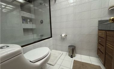 VENTA.APARTAMENTO 176m2   EXTERIOR  3H/3B/CBS/2G CHICO