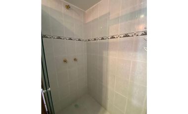 VENTA AMPLIA CASA CAMPESTRE SECTOR TEBAIDA