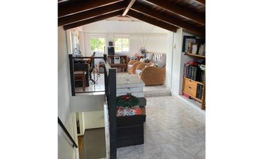 VENTA AMPLIA CASA CAMPESTRE SECTOR TEBAIDA