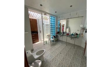 VENTA AMPLIA CASA CAMPESTRE SECTOR TEBAIDA