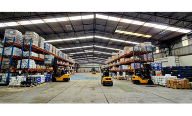 Vende Bodega en Inversión 4.000 M2