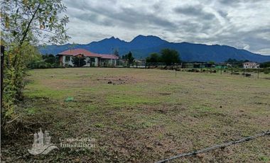 SE VENDE LOTE 1500m2 , $65.000 NEGOCIABLE VOLCN.