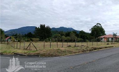 SE VENDE LOTE 1500m2 , $65.000 NEGOCIABLE VOLCN.