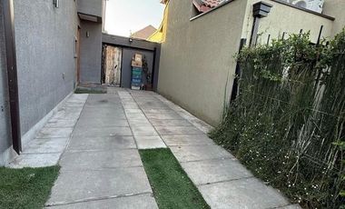 Casa en Venta en 51 Oriente N°4787