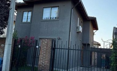 Casa en Venta en 51 Oriente N°4787