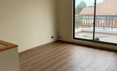 HERMOSA Y AMPLIA CASA AISLADA, LOMAS DE LO AGUIRRE