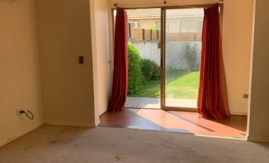 HERMOSA Y AMPLIA CASA AISLADA, LOMAS DE LO AGUIRRE