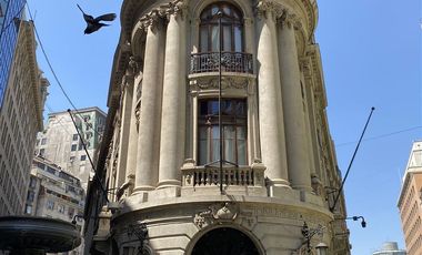 Oficina en Arriendo en La Bolsa con Moneda