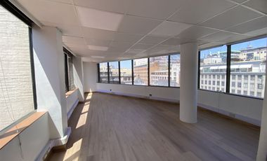 Oficina en Arriendo en Casco Histórico Santiago