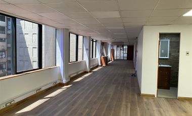Oficina en Arriendo en Casco Histórico Santiago