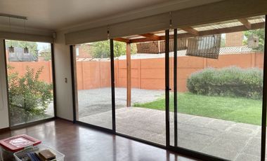 Casa en Venta en Pedro Garhnam Saravia 2577