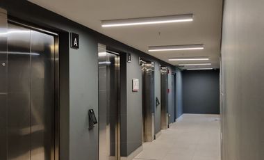 Oficina en Arriendo en Providencia Metro Los Leones