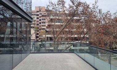 Oficina en Arriendo en Providencia Metro Los Leones