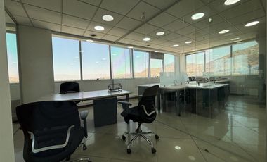 Oficina en Arriendo en Av el Salto 4001