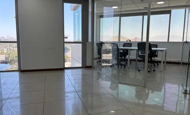 Oficina en Arriendo en Av el Salto 4001