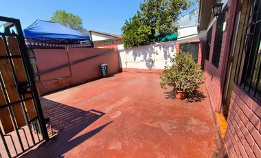 HERMOSA CASA EN VENTA COMUNA DE LA GRANJA