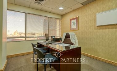 Espectacular oficina rubro medico en las condes (80 UF/m2)