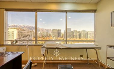 Espectacular oficina rubro medico en las condes (80 UF/m2)