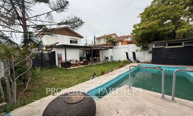 Venta Casa Areyuna en Avenida 4 Esquinas