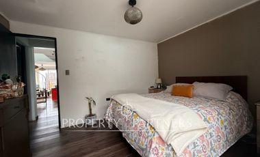 Venta Casa Areyuna en Avenida 4 Esquinas