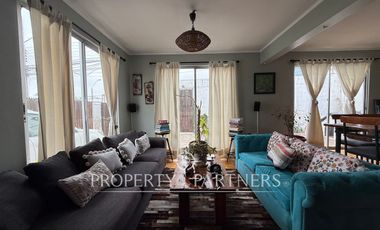 Venta Casa Areyuna en Avenida 4 Esquinas