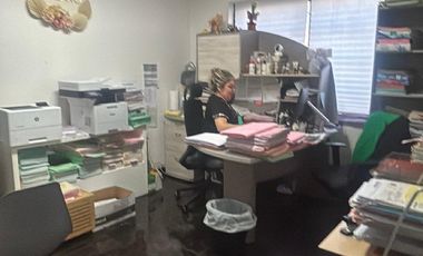 MITRAS CENTRO, CASA EN RENTA PARA OFICINAS