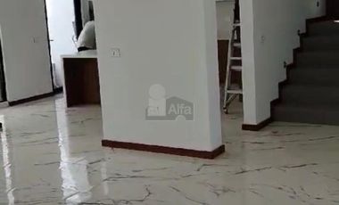 Casa en venta en Zona Angelópilis, Puebla.