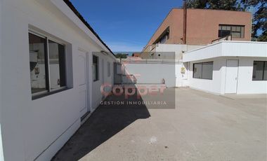 Oficina en Arriendo en Chañarcillo, entre Vallejos y calle Makenna