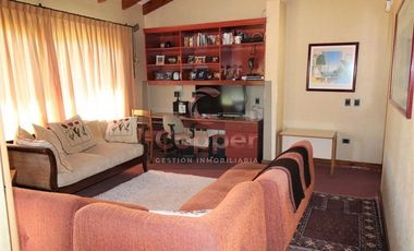 Casa en Arriendo en El Inca con Leonidas Pérez