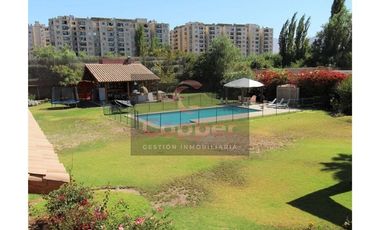 Casa en Arriendo en El Inca con Leonidas Pérez