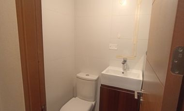 SE VENDE CASA TIPO TOWNHOUSE EN CONDOMINIO (CÓD. 544)