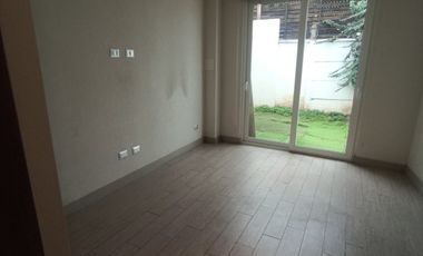 SE VENDE CASA TIPO TOWNHOUSE EN CONDOMINIO (CÓD. 544)