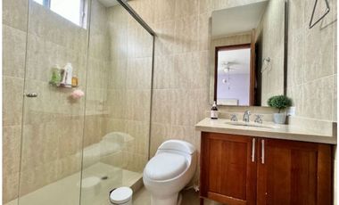 APARTAMENTO CON VISTA A LA CIUDAD Y AMPLIOS ESPACIOS