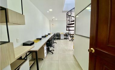 SE VENDE OFICINA SECTOR FUNDADORES