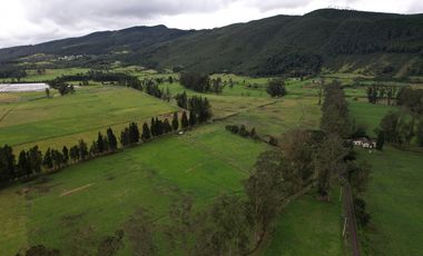 FINCA SE VENDE SOPO CUNDINAMARCA
