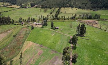 FINCA SE VENDE SOPO CUNDINAMARCA