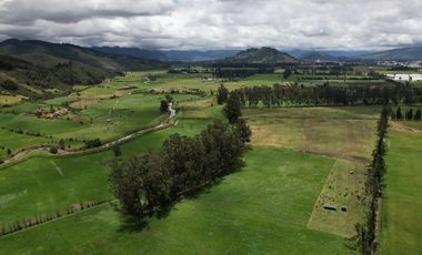 FINCA SE VENDE SOPO CUNDINAMARCA