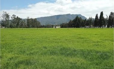 FINCA SE VENDE SOPO CUNDINAMARCA