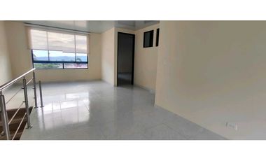 Hermosa casa urbana de 185 M2 en 530 mill negociables en #lamesacund