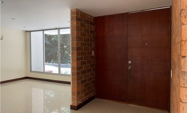 Casa en renta Sabaneta, sector parte baja.